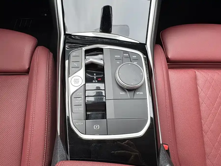 BMW 3 Series BMW 3 Series 2023 320Li M Sport Package 2023 — миниатюра 4