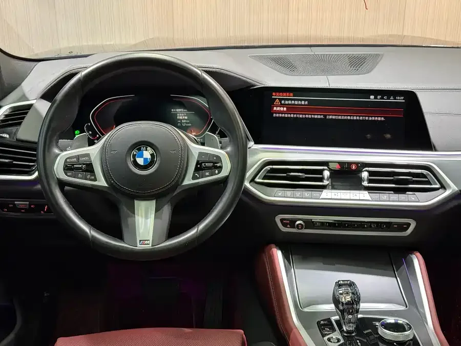 BMW X6 2022 facelift xDrive30i M Sport package 2023 — миниатюра 5