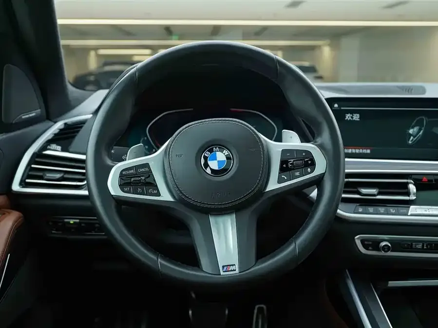 BMW X7 2022 xDrive40i Exclusive M Sport Package 2023 — миниатюра 5