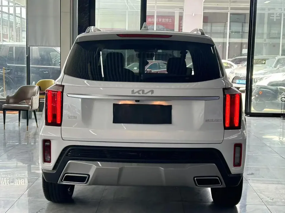 Kia Sportage Ace 2.0L Wonderful Edition 2023 — миниатюра 2
