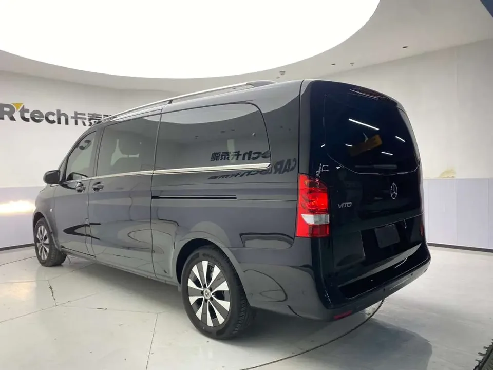 Mercedes-Benz Vito Vito 2023 2.0T Business Edition 7 Seaters 2023 — thumbnail 2