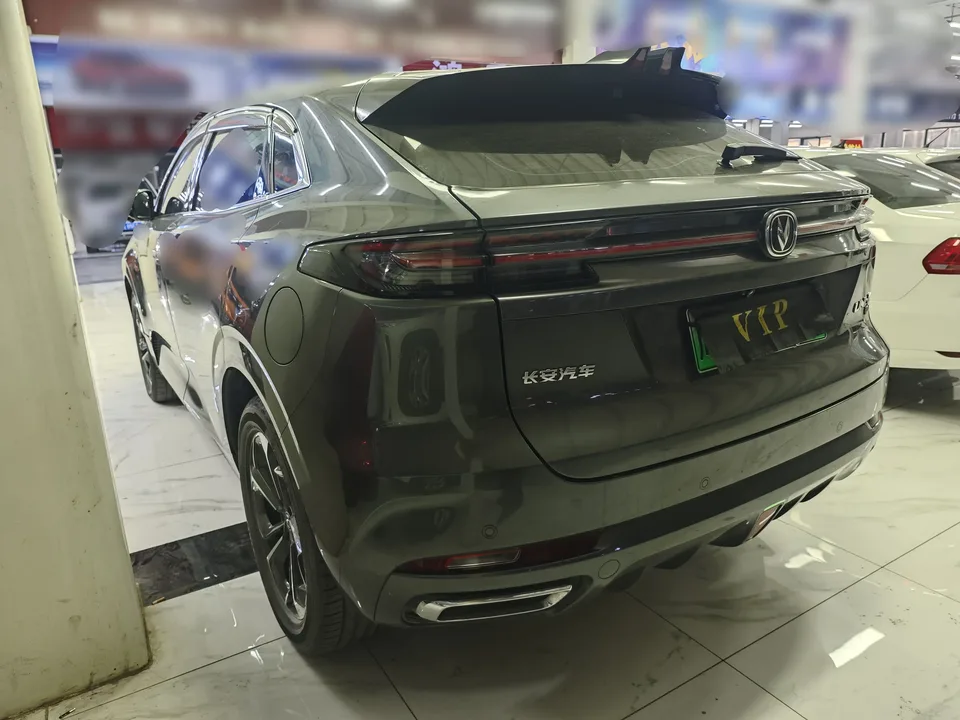Changan UNI-K Blue Whale iDD 1.5T 130km Premium Type 2023 — миниатюра 4