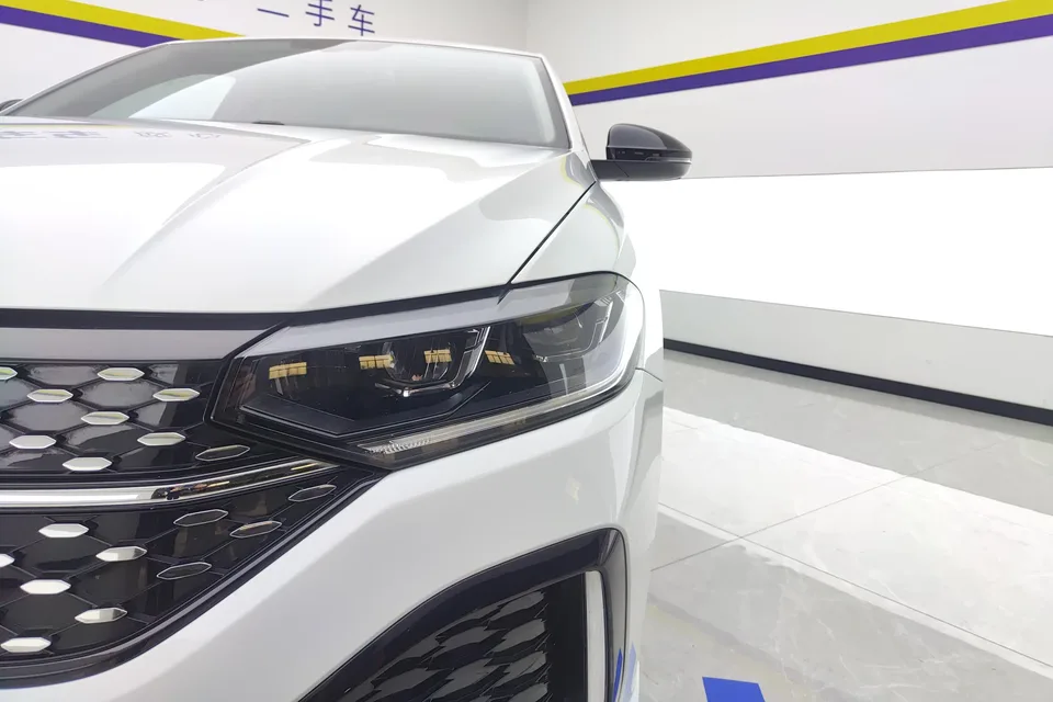 Volkswagen Lavida Lavida 2023 280TSI DSG Starry Sky Edition 2022 — thumbnail 4