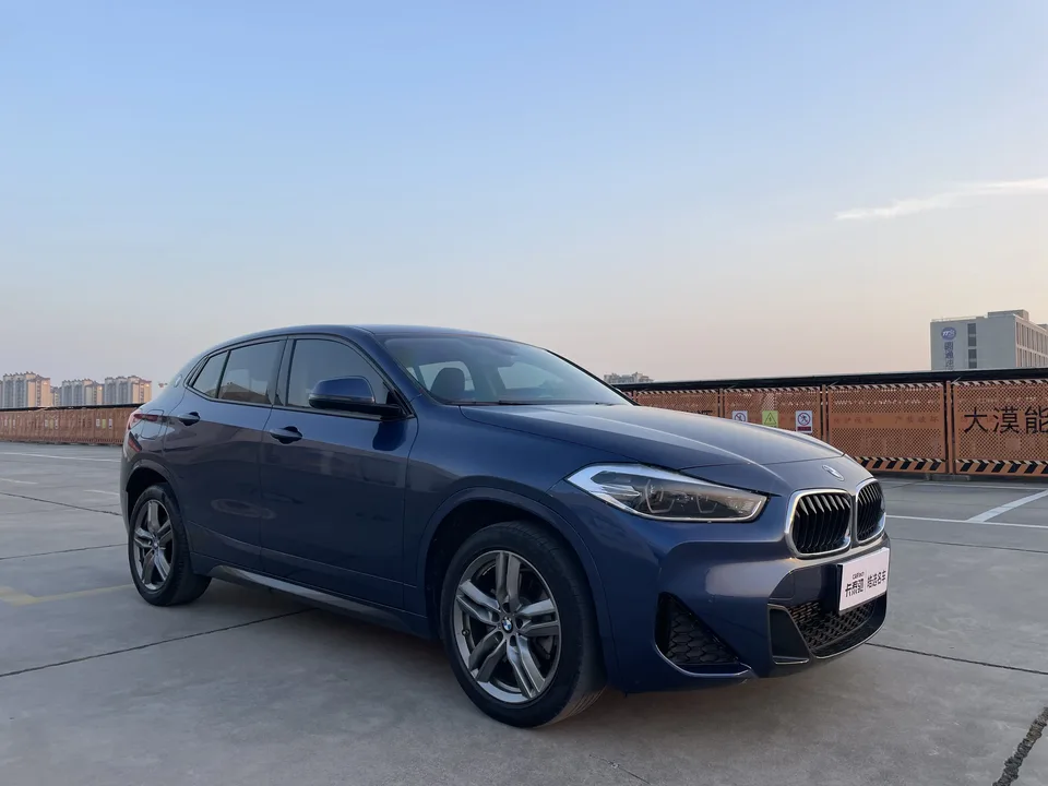 BMW X2 facelift sDrive25i M Sport package 2022 — фото 1, купить с доставкой в Москву