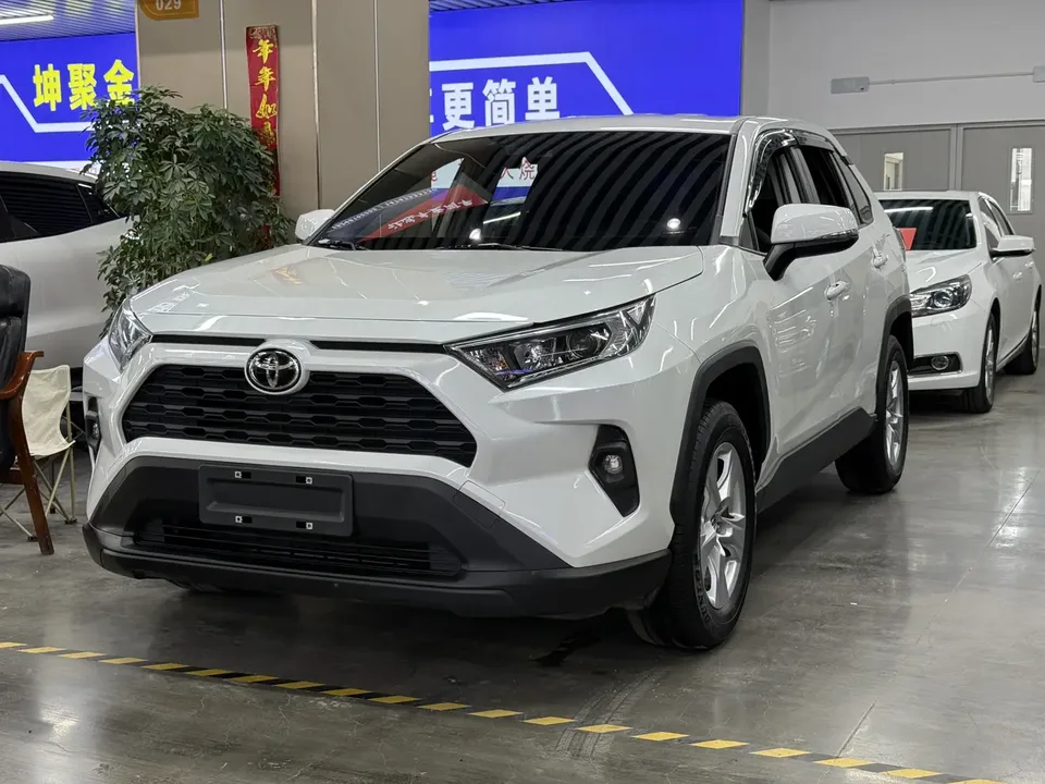 Toyota RAV4 2023
