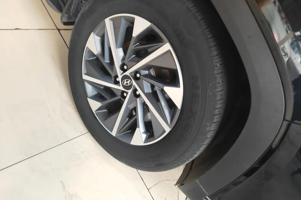 Hyundai tucson l Tucson 2023 Tucson L 1.5T GLX 2WD Elite Edition 2023 — миниатюра 3