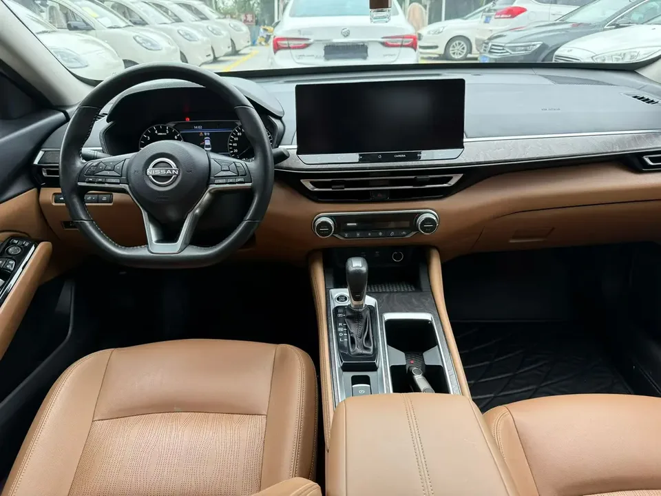Nissan Altima Teana 2024 2.0L XE True Heart Edition 2024 — thumbnail 4