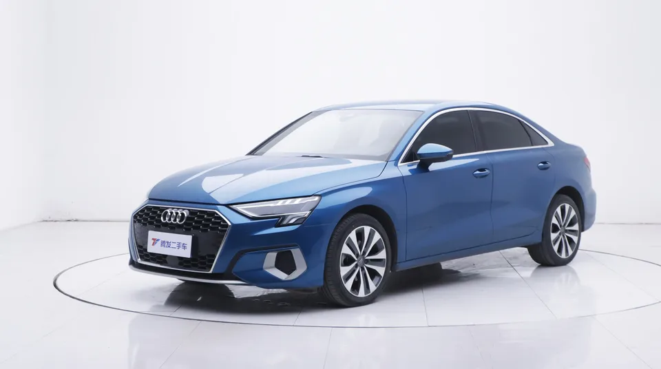 Audi A3 A3L Limousine 35 TFSI Enterprising and Elegant Model 2022 — фото 1, купить с доставкой в Москву