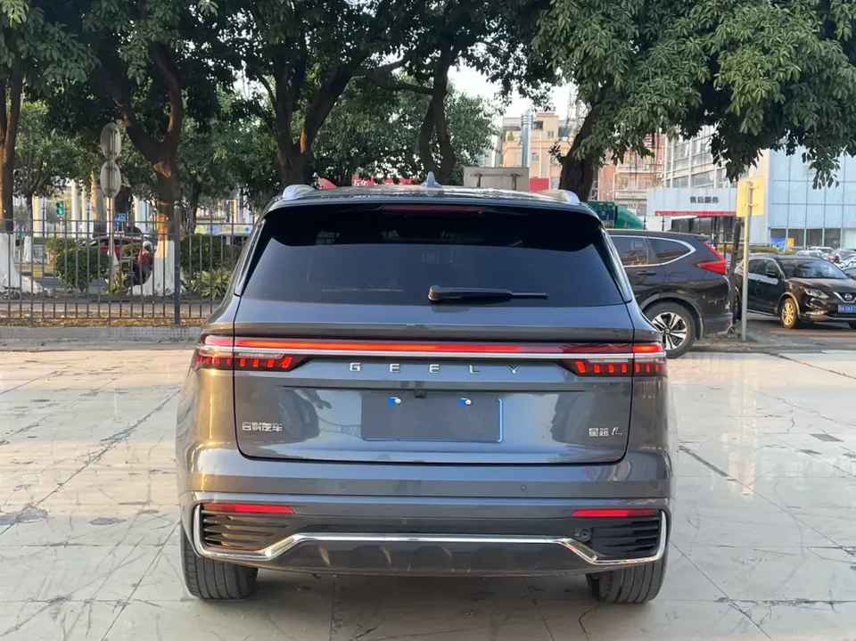 Geely Monjaro 2.0TD DCT EVO 2WD Smart Edition 2022 — миниатюра 2