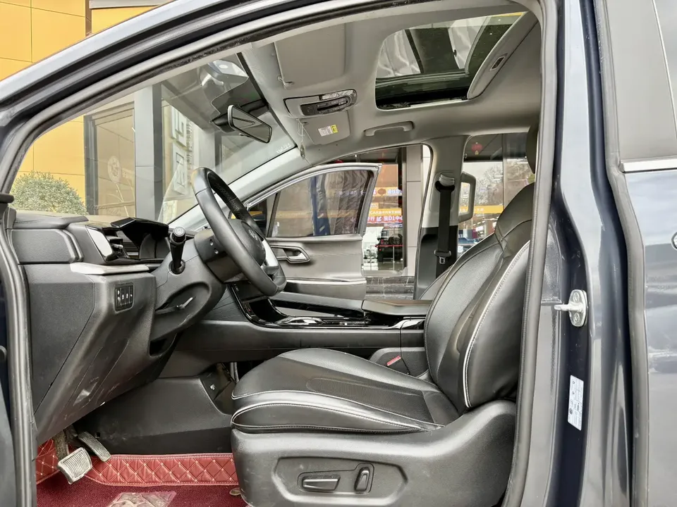 Hyundai Kustu 270TGDi Premium Edition LUX 2023 — миниатюра 5