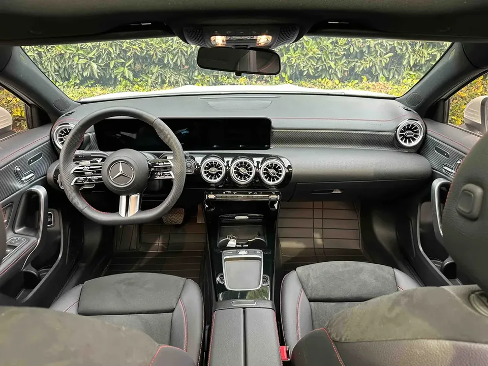 Mercedes-Benz Mercedes Benz A Class Mercedes-Benz A-Class 2023 A 200 L Sports Sedan Fashion Edition 2023 — миниатюра 2