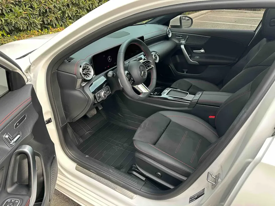 Mercedes-Benz Mercedes Benz A Class Mercedes-Benz A-Class 2023 A 200 L Sports Sedan Fashion Edition 2023 — миниатюра 5