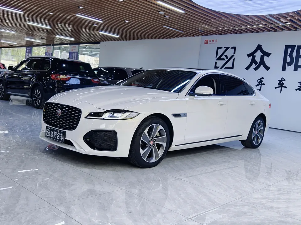 Jaguar XFL Jaguar XFL 2023 2.0T P200 2WD Elite Deluxe Edition 2023 — photo 1, buy with delivery to Moscow
