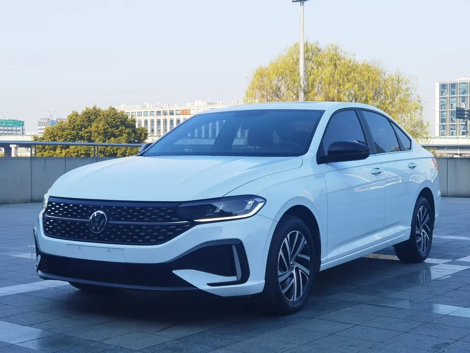 Volkswagen Lavida Lavida 2023 280TSI DSG Starry Sky Edition 2023 — photo 1, buy with delivery to Moscow