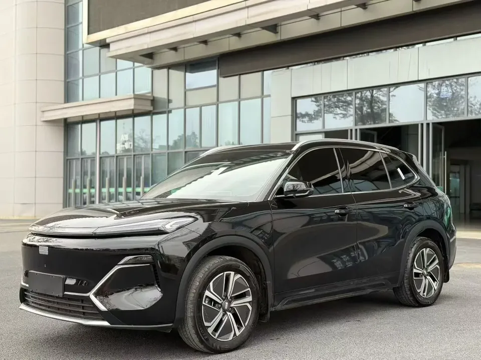 Geely Galaxy Starship 7 EM-i 2025