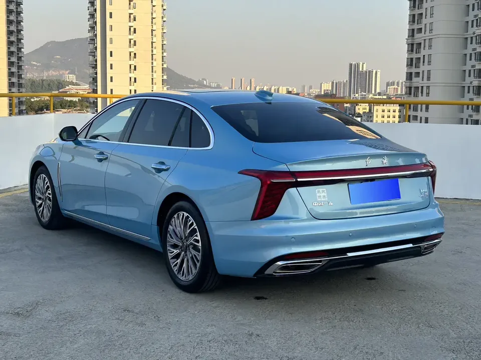 Hongqi H5 Hongqi H5 2023 2.0T Automatic Intelligent Connection Flagship Edition 2022 — миниатюра 4