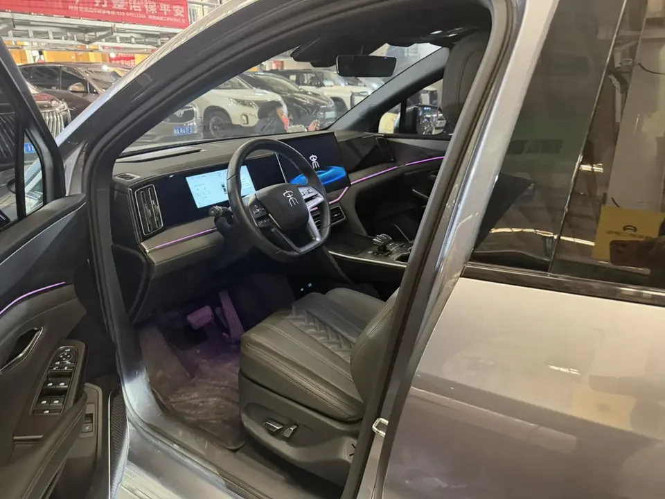 BYD Song L DM Intelligent Driving Edition DM-i 112KM Beyond Edition 2025 — миниатюра 4