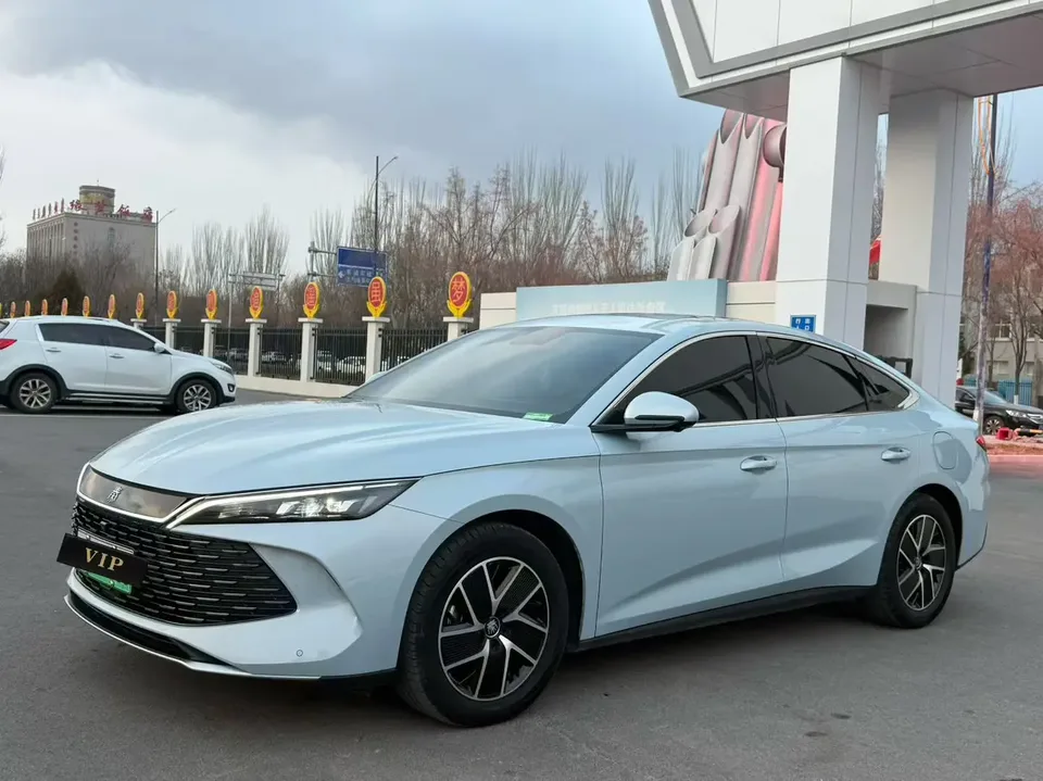 BYD Qin L DM 2025