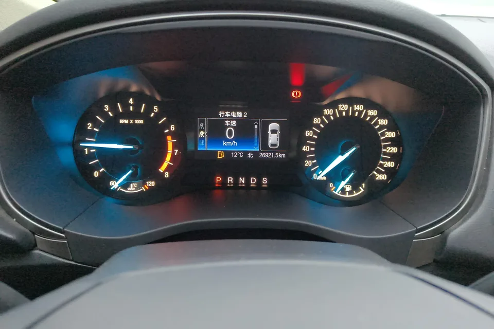 Ford Mondeo Mondeo EcoBoost 180 Fashion Edition 2022 — миниатюра 3