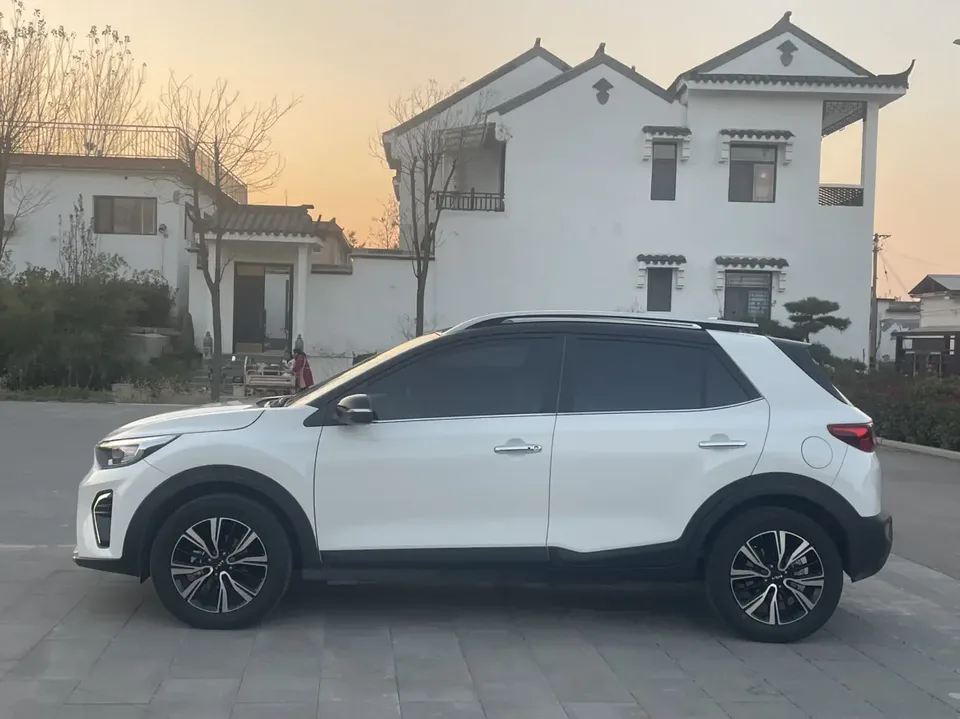 Kia KX1 Yipao 2021 Modified 1.4L CVT Sunroof Model 2024 — thumbnail 3