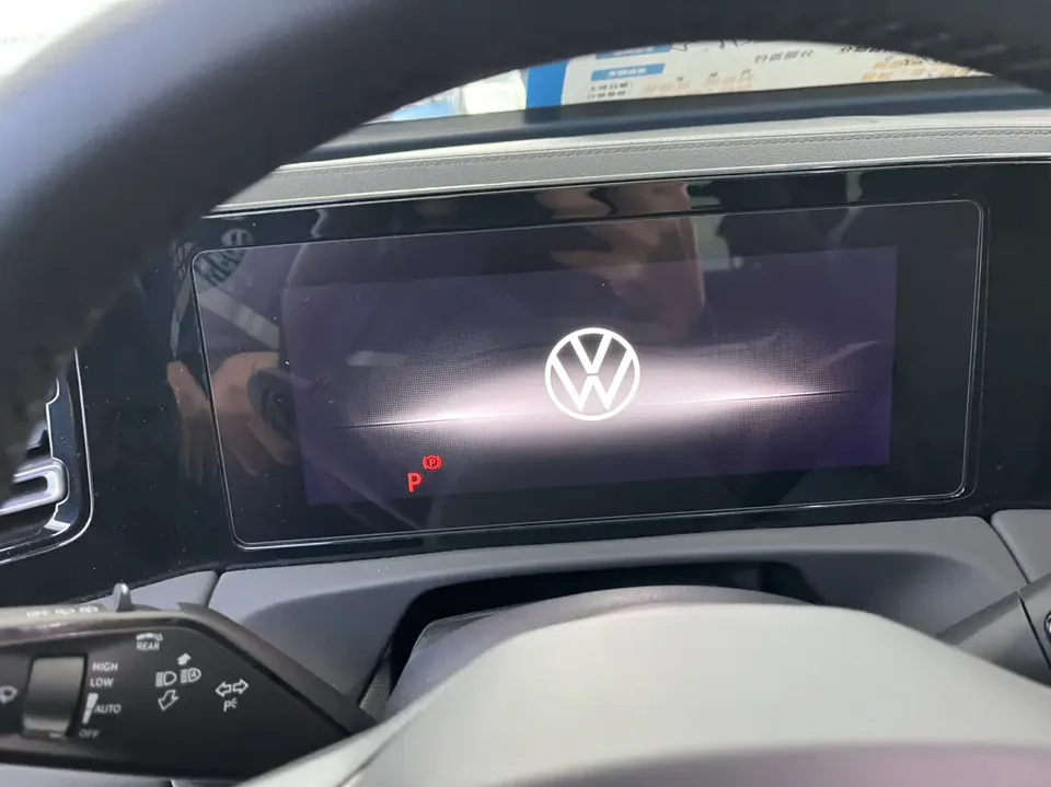 Volkswagen Tiguan L Pro 380TSI 4WD R-Line Premium Edition 2024 — миниатюра 5