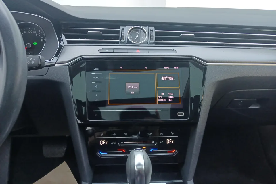 Volkswagen Magotan Magotan 2020 330TSI DSG Leading Edition 2022 — миниатюра 2