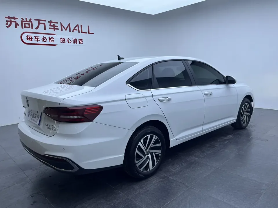Volkswagen Lavida 300TSI DSG Full Edition 2024 — миниатюра 2