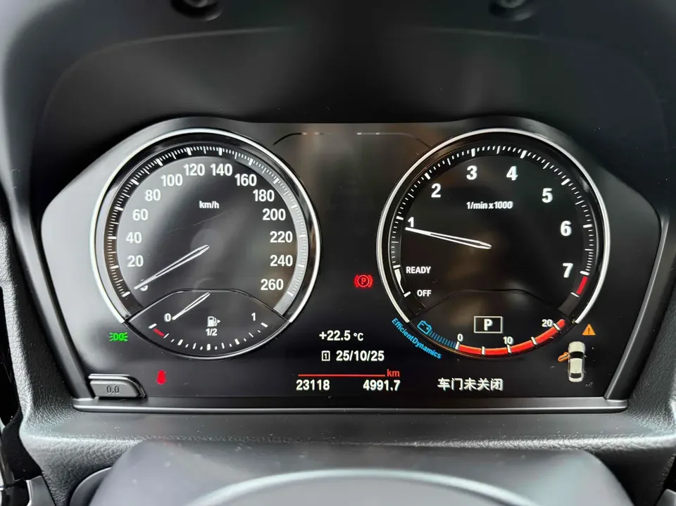 BMW 1 Series facelift 120i M Sport Night Edition 2022 — миниатюра 5