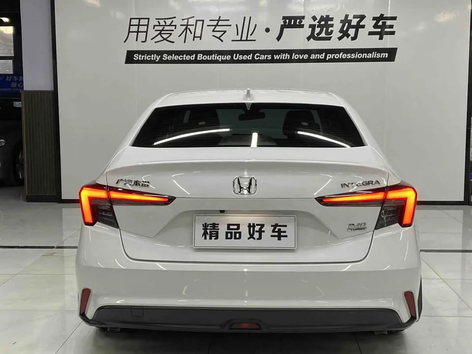 Honda Integra 240TURBO CVT Leading Edition 2023 — миниатюра 2