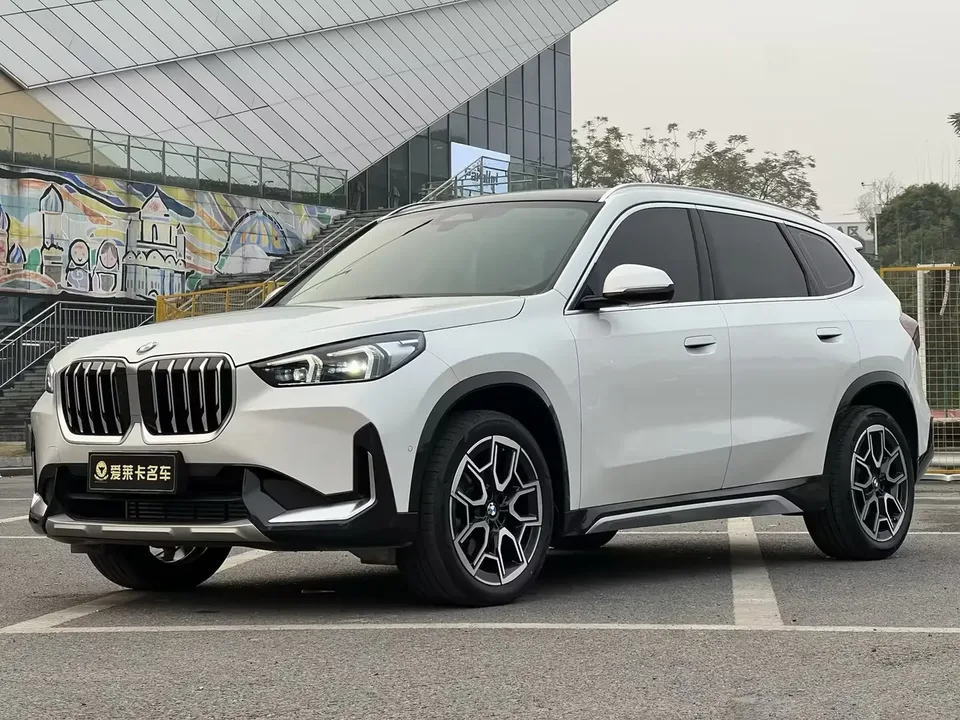 BMW X1 sDrive25Li X Design Package 2024 — фото 1, купить с доставкой в Москву
