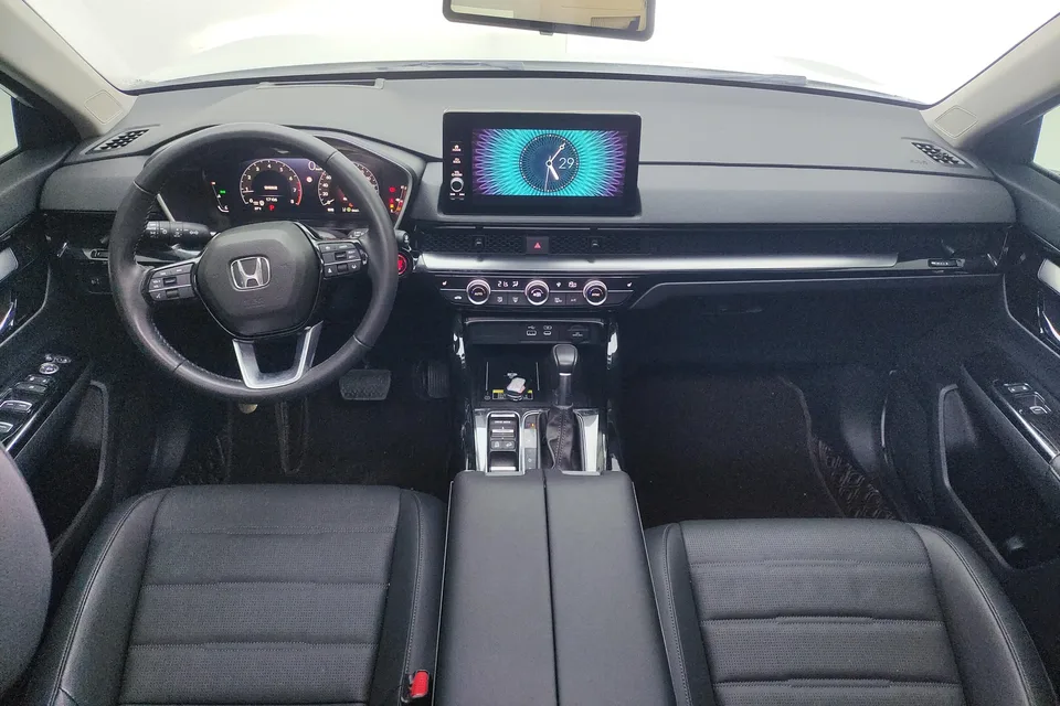 Honda CR-V Honda CR-V 2023 240TURBO CVT 2WD 7-seater version 2023 — миниатюра 4
