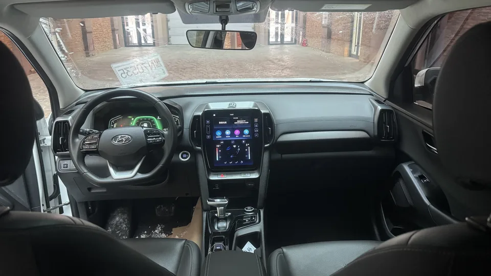Hyundai ix35 Hyundai ix35 2021 240T GDi DCT 2WD Leading Edition GLS 2022 — миниатюра 3