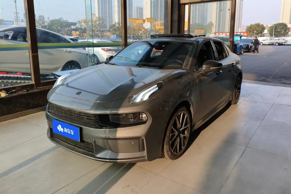 Lynk & Co 03 2022