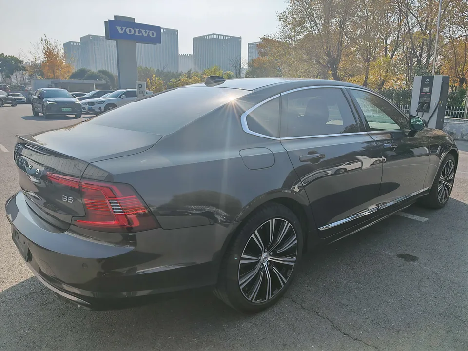 Volvo S90 Volvo S90 2025 B5 Zhiyuan Deluxe Edition 2025 — thumbnail 2
