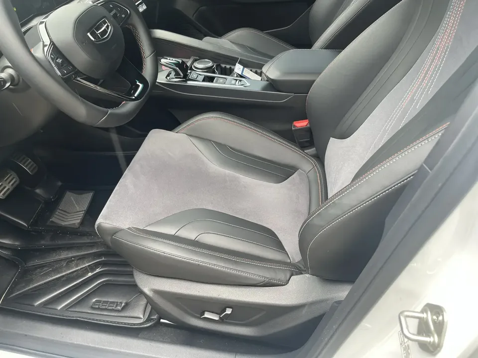 Geely Binrui Binrui COOL 1.5T DCT Thunder Edition 2023 — миниатюра 4