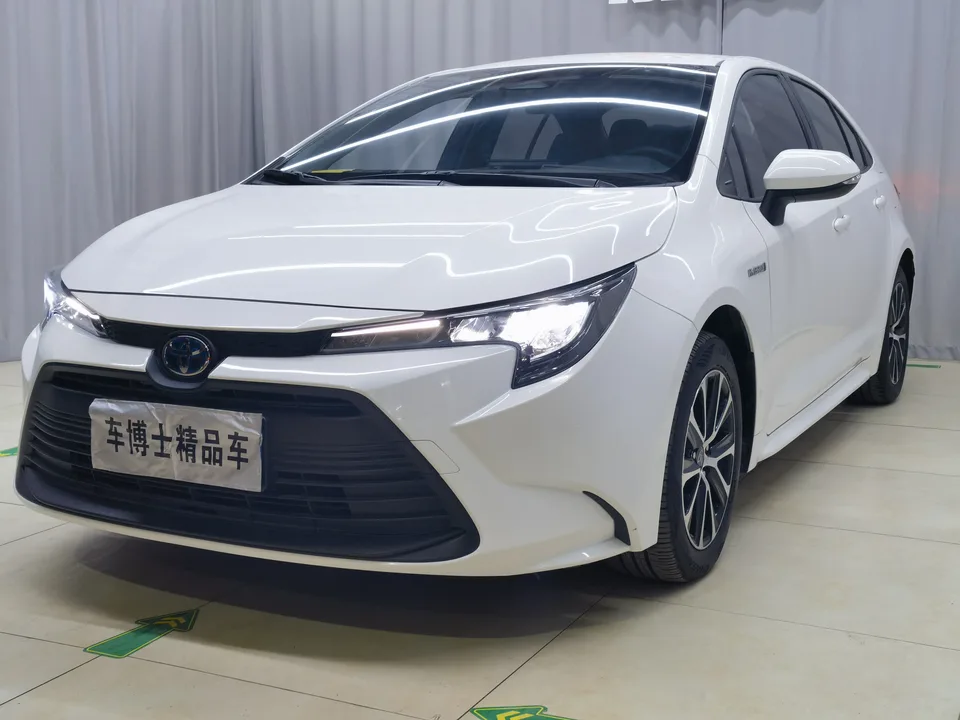 Toyota Levin Levin Hybrid 1.8L Knight Edition 2024 — фото 1, купить с доставкой в Москву