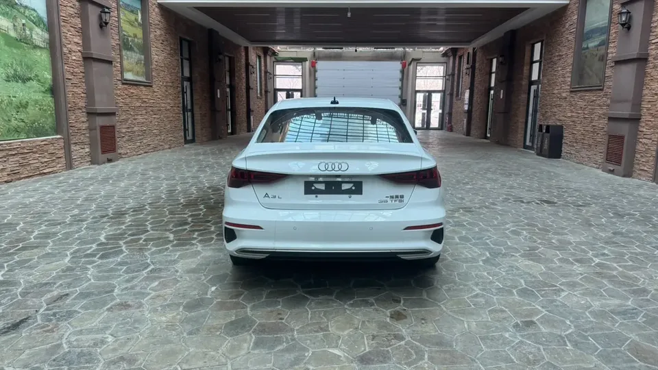 Audi A3 A3 2021 A3L Limousine 35 TFSI Fashionable and Elegant 2022 — thumbnail 2