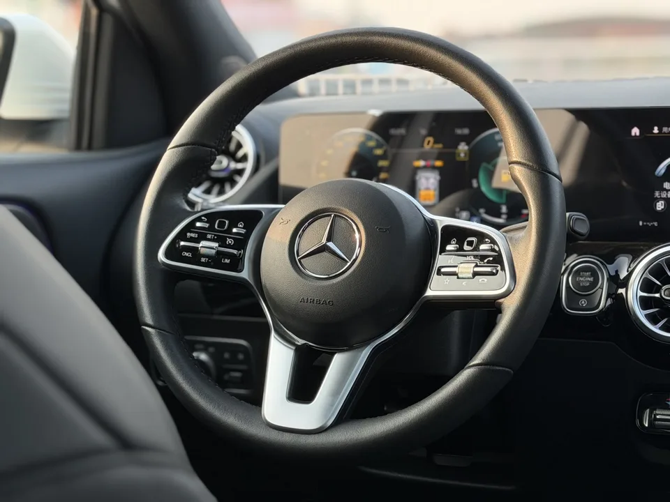 Mercedes-Benz GLA GLA 2023 Mercedes-Benz GLA 2023 GLA 220 2023 — thumbnail 3