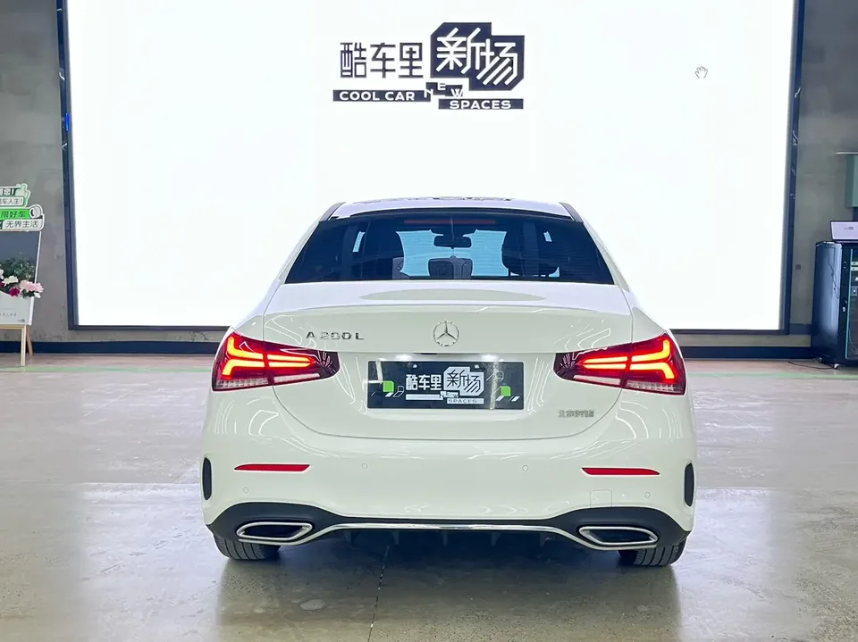 Mercedes-Benz Mercedes Benz A Class Mercedes-Benz A-Class 2022 A 200 L Sports Sedan Fashion Edition 2023 — миниатюра 2