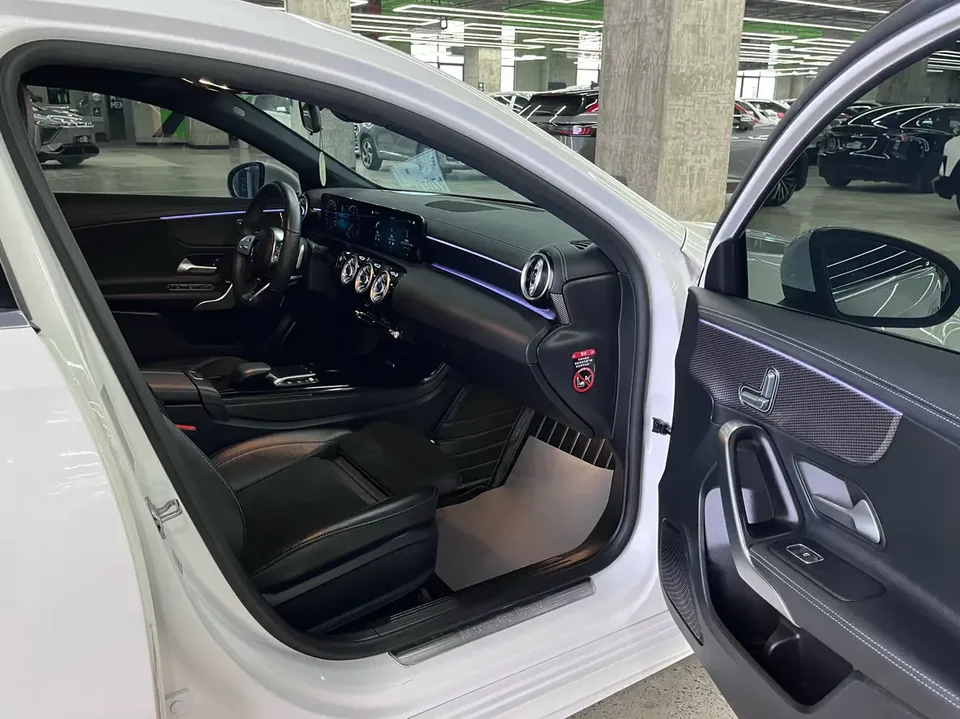 Mercedes-Benz Mercedes Benz A Class Mercedes-Benz A-Class 2022 A 200 L Sports Sedan Fashion Edition 2023 — миниатюра 4
