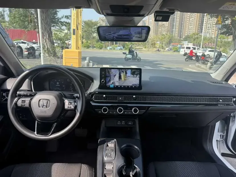Honda Integra Stylish 2023 2.0L e:HEV Rui Technology Edition 2024 — миниатюра 3