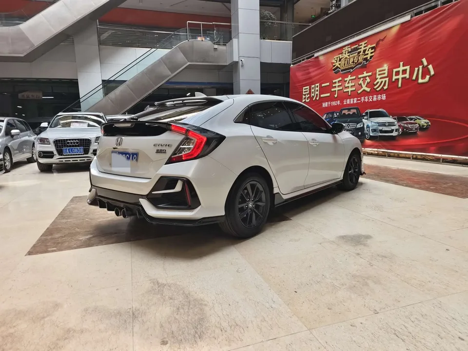 Honda CIVIC Civic 2020 HATCHBACK 220TURBO CVT new sharp control 2022 — миниатюра 4