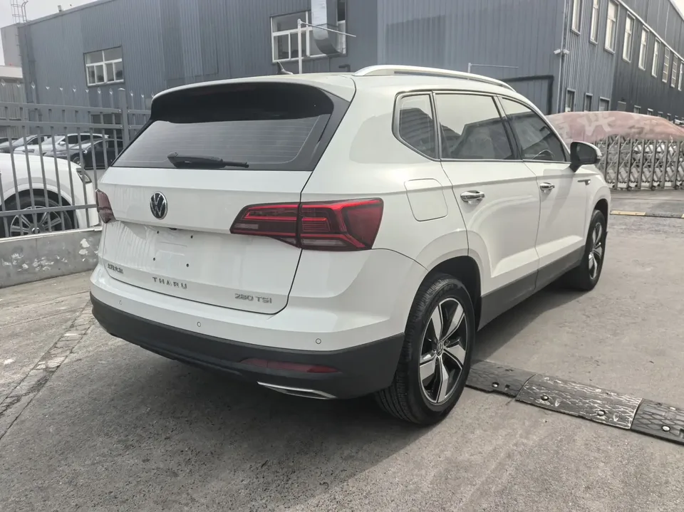 Volkswagen Tharu 280TSI 2WD Comfort Edition 2023 — миниатюра 4