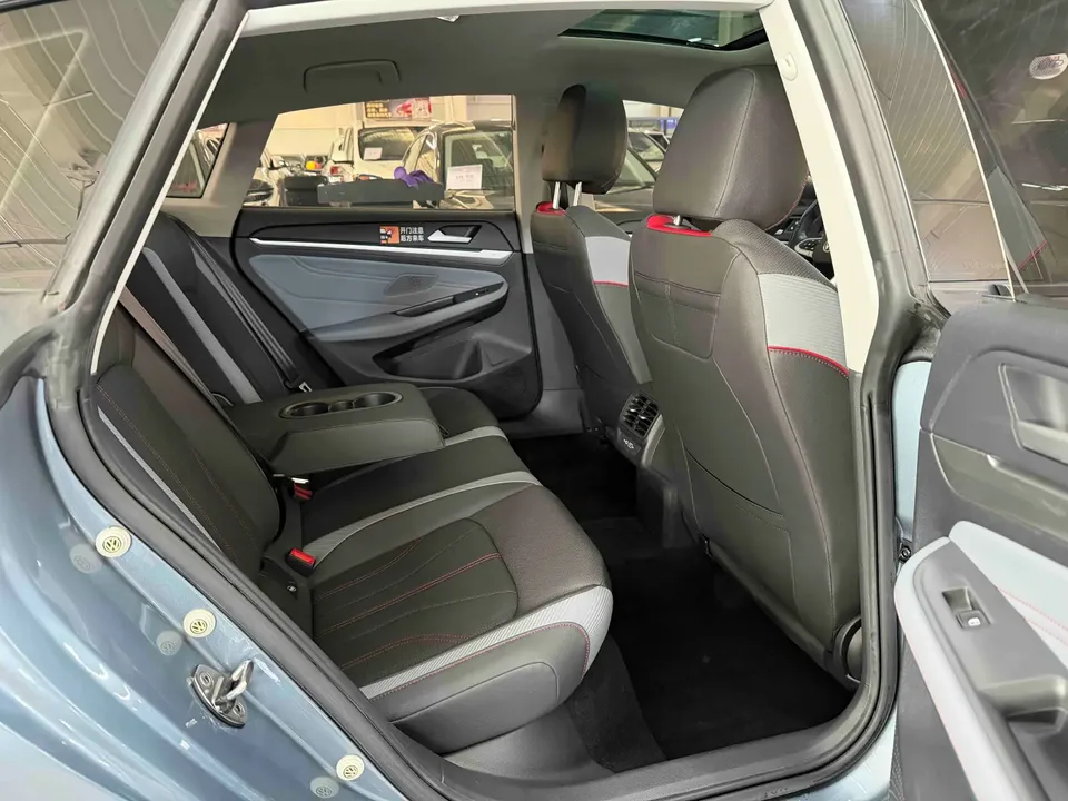Volkswagen Lamando Lingdu Lingdu L 280TSI DSG Hot Edition 2023 — миниатюра 3