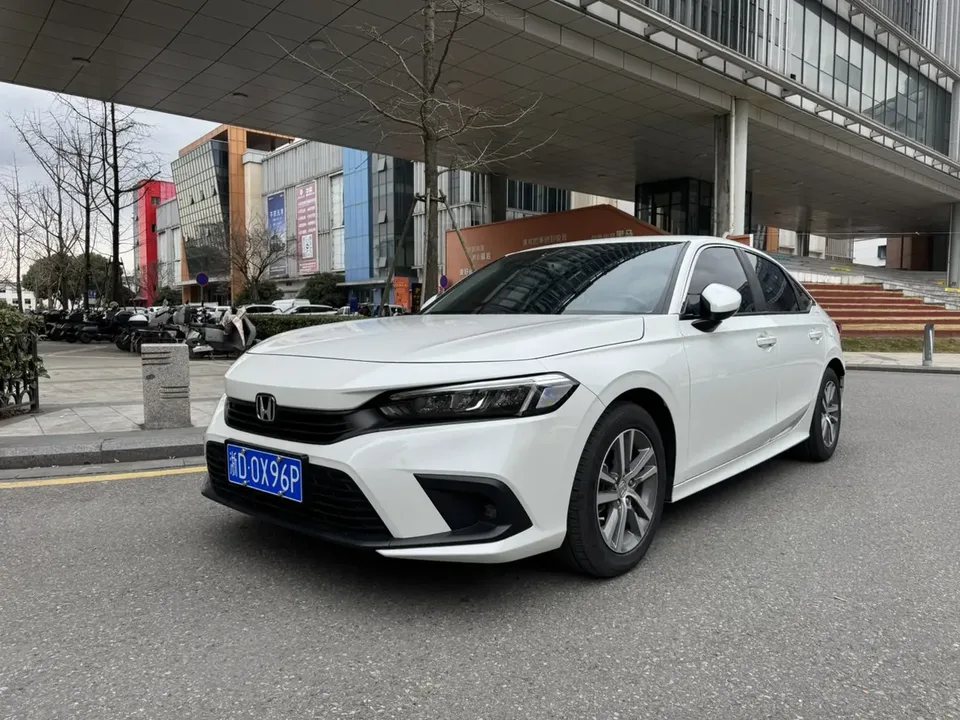 Honda CIVIC 2024