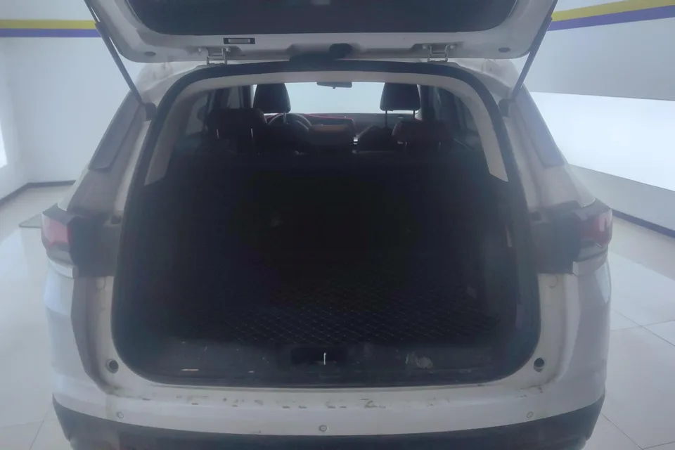 Changan CS35 Plus Changan CS35 PLUS 2023 Enjoyable Edition Blue Whale NE 1.4T DCT Luxury Edition 2025 — thumbnail 5