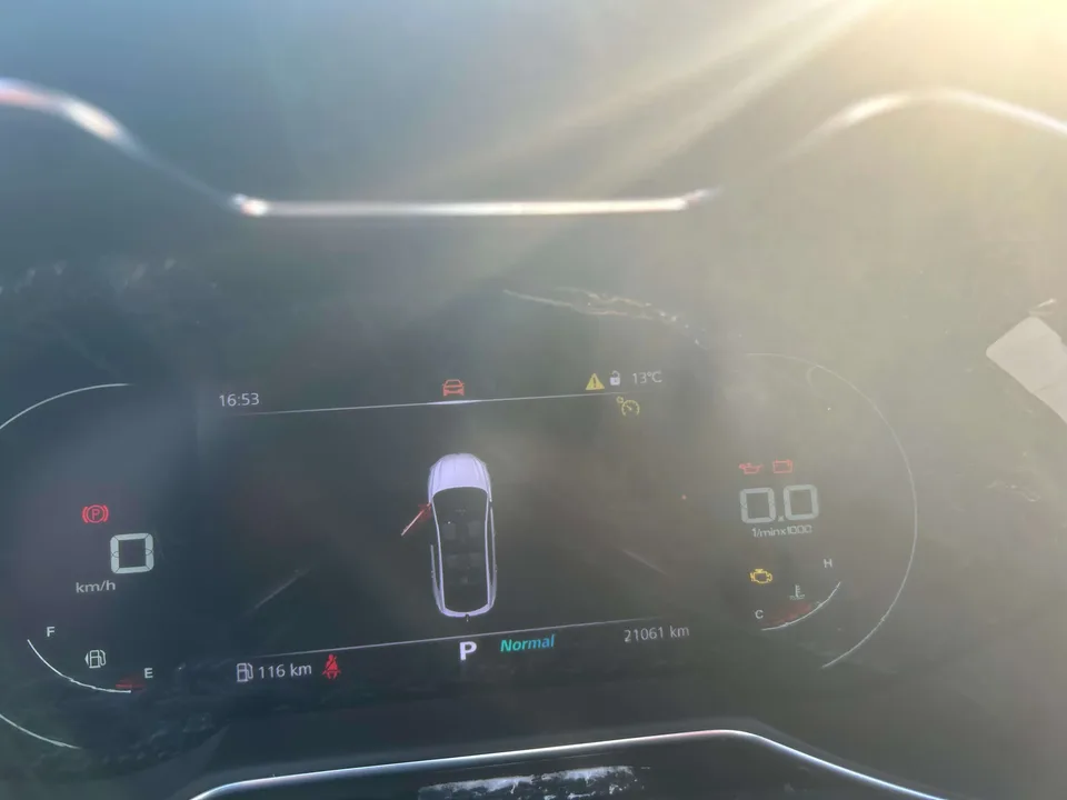MG 6 Pro 1.5T Automatic Trophy Deluxe Edition 2023 — миниатюра 5