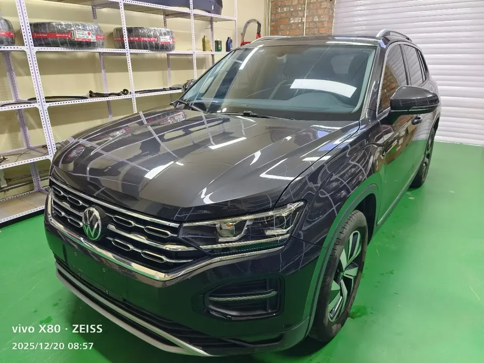 Volkswagen Tayron Tanyue 2022 280TSI 2WD Luxury Smart Edition 2022 — photo 1, buy with delivery to Moscow