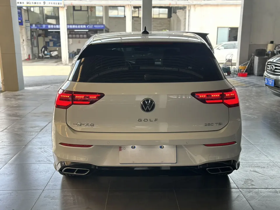 Volkswagen Golf Golf 2023 facelift 280TSI DSG R-Line Lite 2024 — thumbnail 2