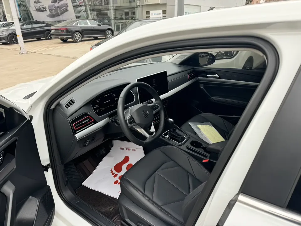Volkswagen Lavida Lavida 2024 300TSI DSG Manyi Edition 2025 — миниатюра 3